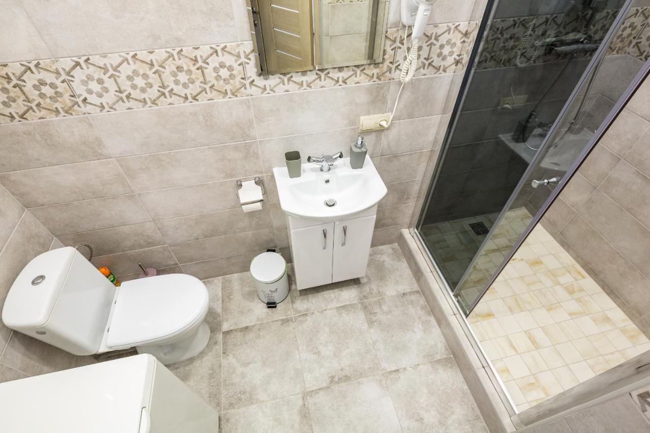 #1 Apartment Lviv Exterior photo